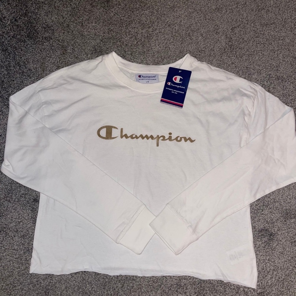 Champion Cropped Tee